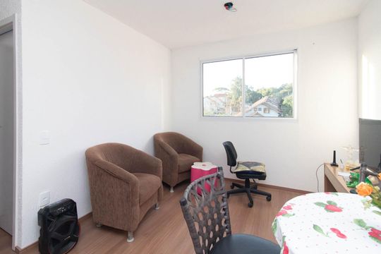 Sala de apartamento para alugar com 2 quartos, 45m² em Ipanema, Porto Alegre