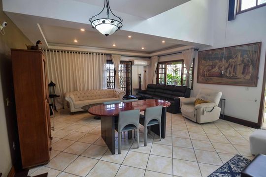 Sala de apartamento à venda com 4 quartos, 257m² em Grajaú, Rio de Janeiro