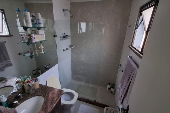 Banheiro de apartamento à venda com 3 quartos, 320m² em Ipanema, Rio de Janeiro
