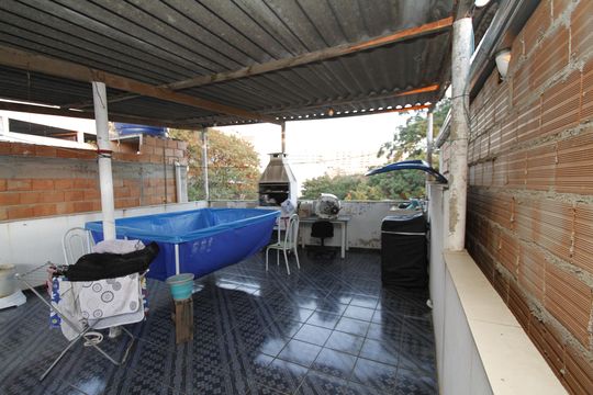 Terraço de casa à venda com 3 quartos, 160m² em Estoril, Belo Horizonte