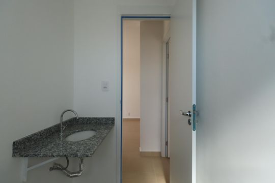 Banheiro de apartamento para alugar com 2 quartos, 42m² em Tatuapé, São Paulo