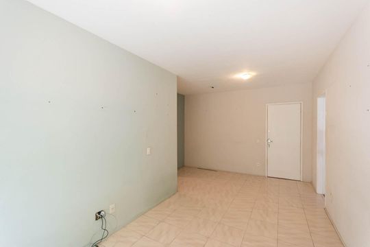 Sala de apartamento para alugar com 2 quartos, 120m² em Rio Comprido, Rio de Janeiro