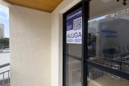 Placa de apartamento à venda com 2 quartos, 70m² em Vila Gomes Cardim, São Paulo