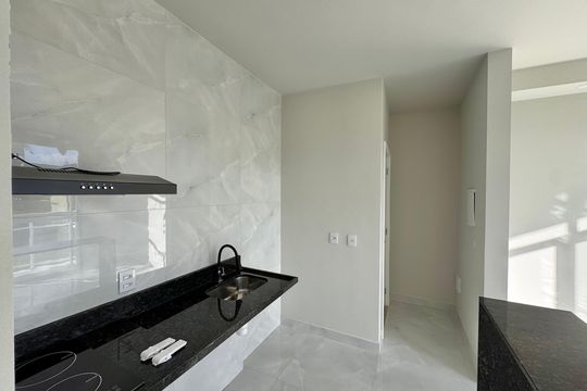 Cozinha de apartamento para alugar com 1 quarto, 33m² em Recreio dos Bandeirantes, Rio de Janeiro