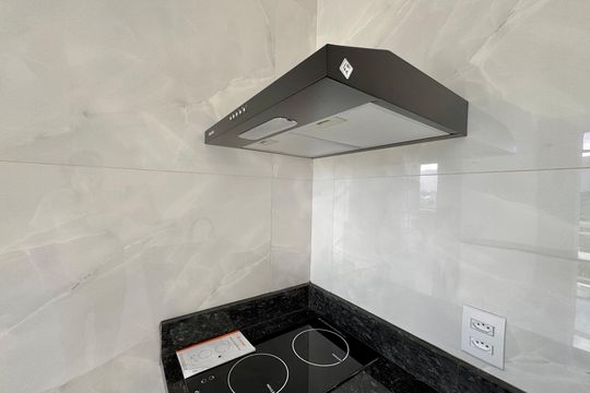 Cozinha de apartamento para alugar com 1 quarto, 33m² em Recreio dos Bandeirantes, Rio de Janeiro