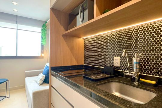Cozinha - Armários de kitnet/studio para alugar com 1 quarto, 25m² em Pinheiros, São Paulo