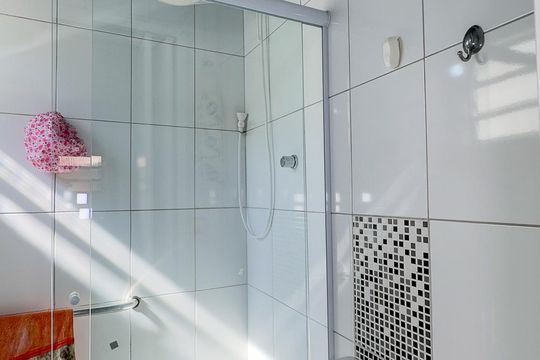 Banheiro de casa à venda com 3 quartos, 221m² em Jardim Sao Luiz, São Paulo