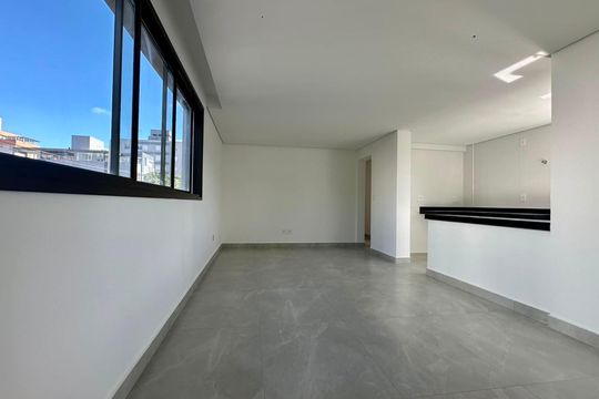 Sala de apartamento à venda com 3 quartos, 81m² em Nova Suíça, Belo Horizonte