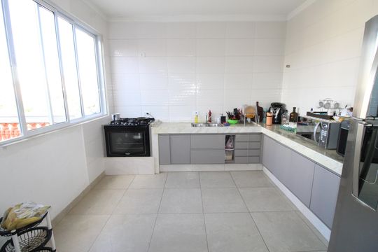 Cozinha de casa para alugar com 3 quartos, 100m² em Jardim Satélite, São José dos Campos