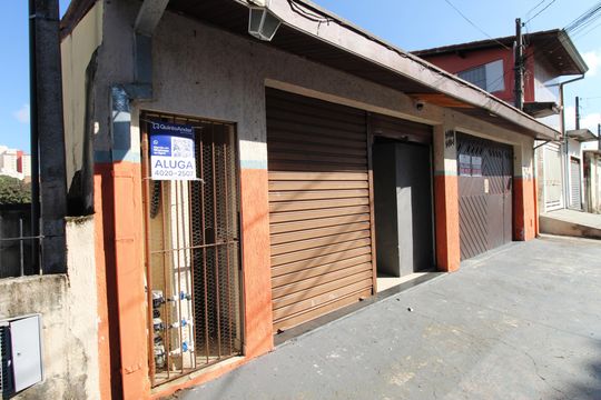 Plaquinha de casa para alugar com 3 quartos, 100m² em Jardim Satélite, São José dos Campos
