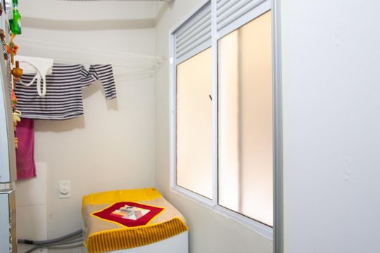 Área de Serviço de apartamento para alugar com 2 quartos, 80m² em Maria Paula, São Gonçalo