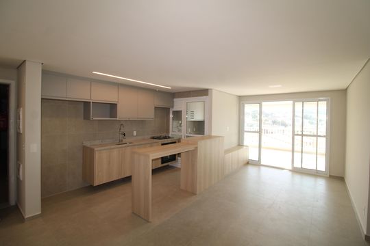 Sala / Cozinha de apartamento para alugar com 2 quartos, 100m² em Parque Sao Domingos, São Paulo