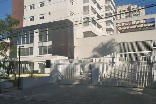 Fachada de apartamento para alugar com 2 quartos, 100m² em Parque Sao Domingos, São Paulo