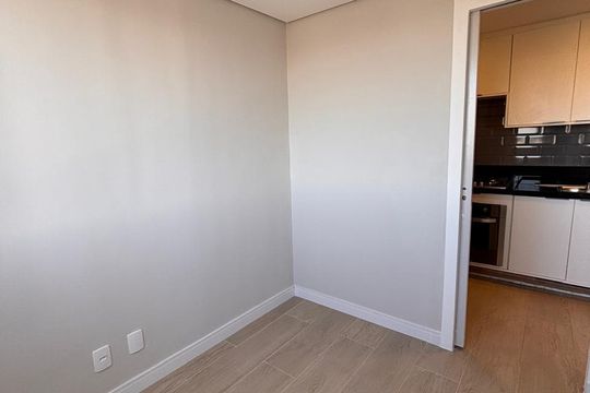 Quarto de apartamento para alugar com 2 quartos, 33m² em Veleiros, São Paulo