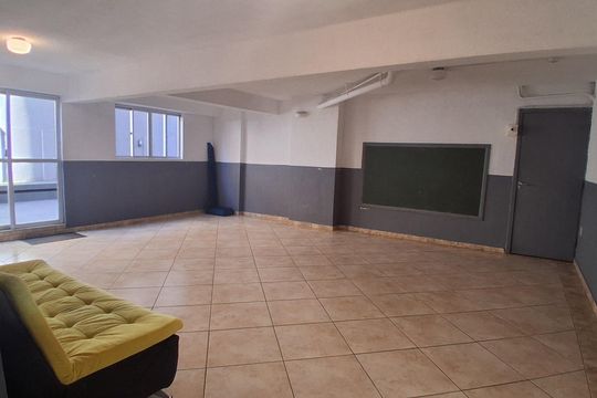 Área comum de apartamento para alugar com 2 quartos, 50m² em Capão Raso, Curitiba