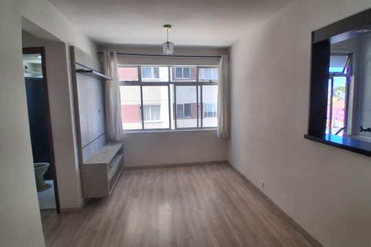 Apartamento para alugar com 2 quartos, 50m² em Capão Raso, Curitiba