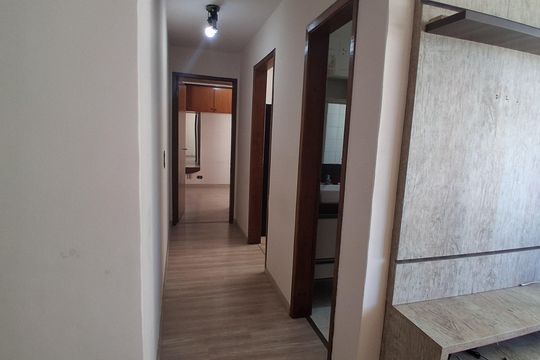Apartamento para alugar com 2 quartos, 50m² em Capão Raso, Curitiba