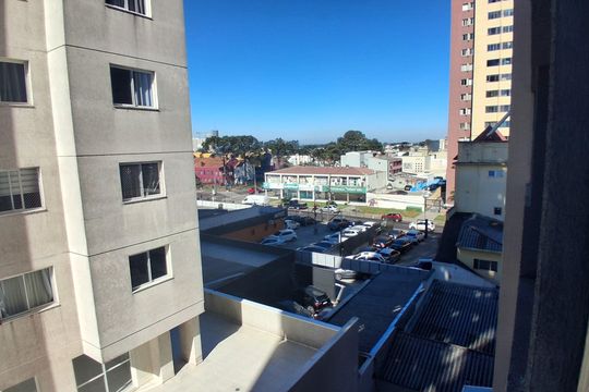 Vista da Janela da Sala de apartamento para alugar com 2 quartos, 50m² em Capão Raso, Curitiba