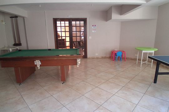 Área comum de apartamento para alugar com 2 quartos, 50m² em Capão Raso, Curitiba