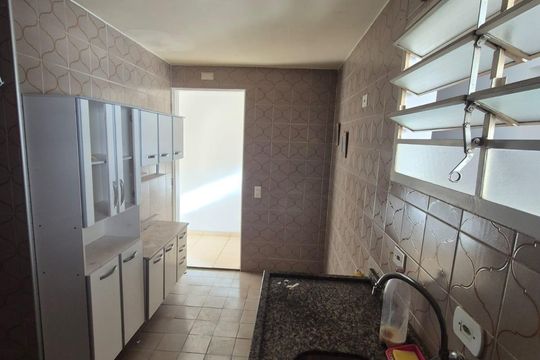 Apartamento para alugar com 1 quarto, 75m² em Vila Itapura, Campinas