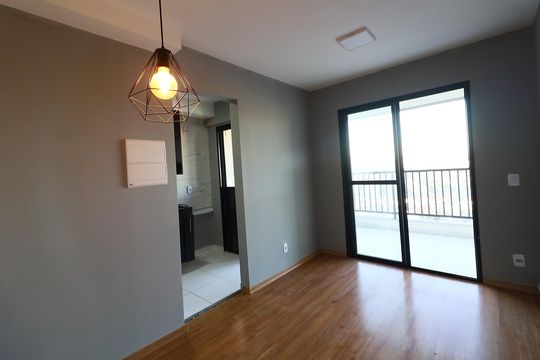 Sala de apartamento à venda com 2 quartos, 50m² em Vila Yolanda, Osasco