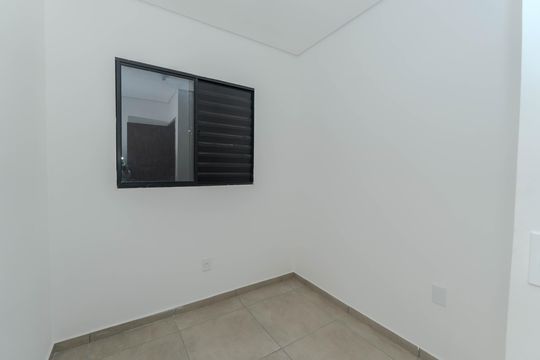 Quarto 2 de apartamento para alugar com 2 quartos, 40m² em Freguesia do Ó, São Paulo