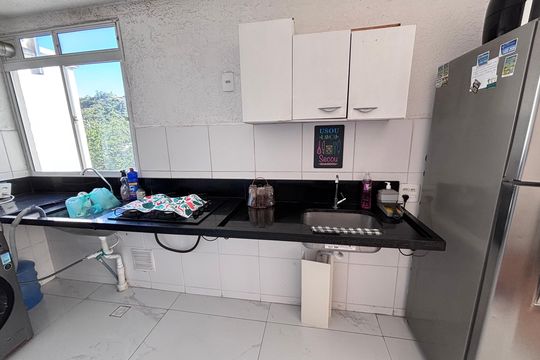 Cozinha de apartamento à venda com 2 quartos, 45m² em Recreio dos Bandeirantes, Rio de Janeiro
