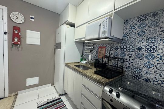 Cozinha de apartamento à venda com 2 quartos, 58m² em Quitaúna, Osasco