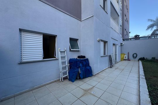 Varanda de apartamento à venda com 2 quartos, 58m² em Quitaúna, Osasco