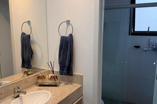 Banheiro de apartamento para alugar com 4 quartos, 134m² em Buritis, Belo Horizonte