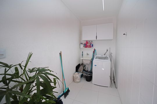 Área de Serviço de casa para alugar com 3 quartos, 210m² em Cidade Patriarca, São Paulo