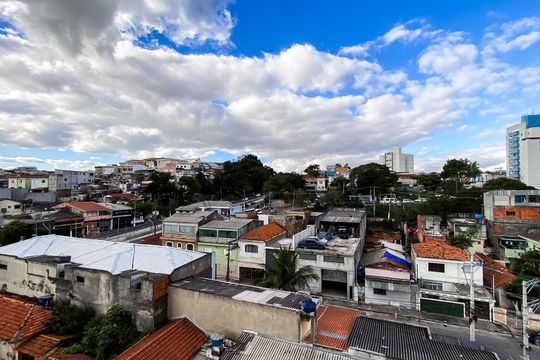 Vista  de apartamento à venda com 2 quartos, 39m² em Jardim Maringa, São Paulo