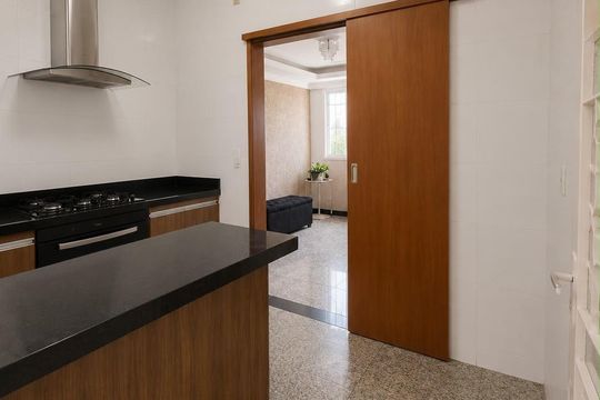 Cozinha  de apartamento à venda com 2 quartos, 71m² em Eldorado, Contagem
