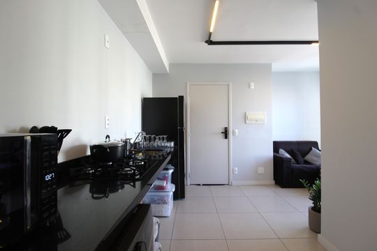 Cozinha de apartamento para alugar com 2 quartos, 37m² em Moema, São Paulo