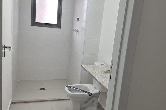 Banheiro de apartamento à venda com 3 quartos, 115m² em Vila Pirajussara, São Paulo