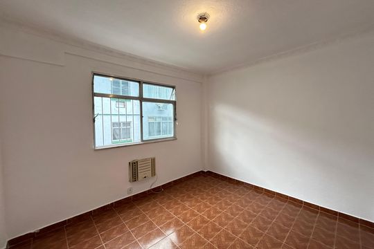 Quarto 2 de apartamento para alugar com 3 quartos, 58m² em Quintino Bocaiúva, Rio de Janeiro