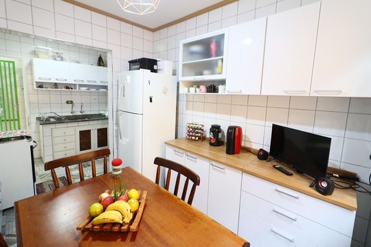 Cozinha de casa à venda com 2 quartos, 114m² em Vila Yara, Osasco