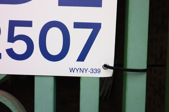 Placa  de casa à venda com 2 quartos, 114m² em Vila Yara, Osasco