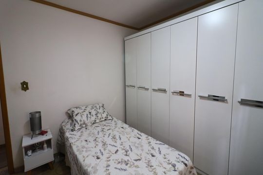 Quarto 2 de casa à venda com 2 quartos, 114m² em Vila Yara, Osasco