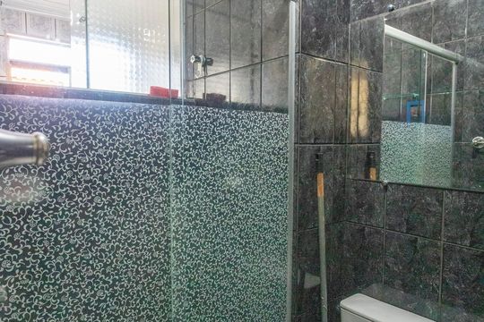 Banheiro  de apartamento à venda com 2 quartos, 52m² em Conceição, Diadema