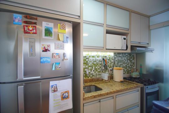 Cozinha de apartamento à venda com 3 quartos, 64m² em Jardim Itú, Porto Alegre