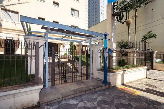 Fachada de apartamento à venda com 2 quartos, 88m² em Vila Dom Pedro I, São Paulo