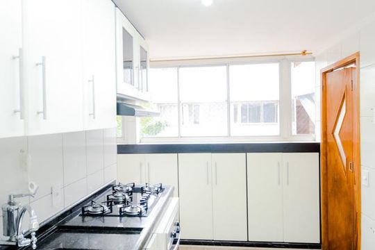 Cozinha de apartamento para alugar com 3 quartos, 69m² em Parque Cecap, Guarulhos