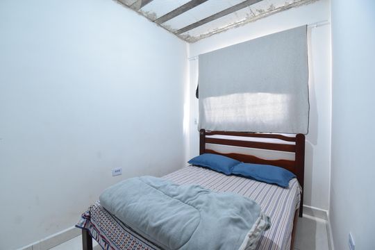 Quarto 2 de casa para alugar com 2 quartos, 45m² em Águas Belas, São José dos Pinhais