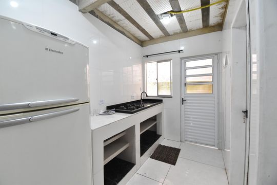 Sala/Cozinha de casa para alugar com 2 quartos, 45m² em Águas Belas, São José dos Pinhais