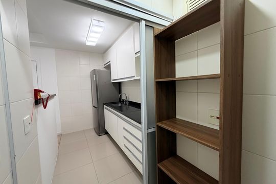 Cozinha  de apartamento para alugar com 1 quarto, 51m² em Vila Gertrudes, São Paulo