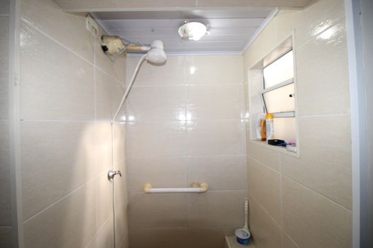 Banheiro de casa para alugar com 2 quartos, 100m² em Cidade Líder, São Paulo