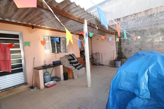 Quintal de casa para alugar com 2 quartos, 100m² em Cidade Líder, São Paulo