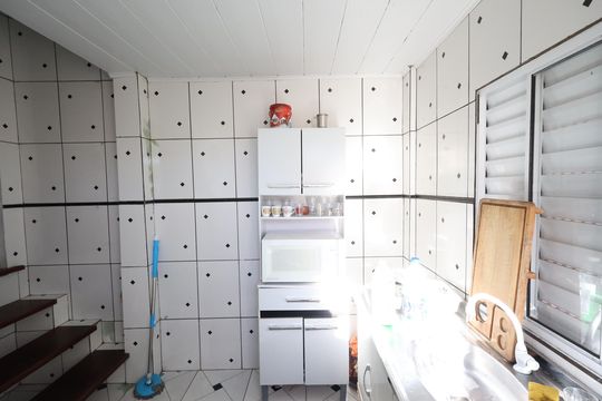 Cozinha 2 de casa à venda com 5 quartos, 201m² em Campo Grande, São Paulo