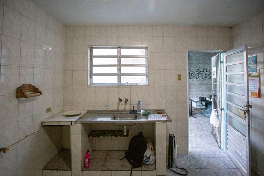 Cozinha Cassa 1 de casa para alugar com 2 quartos, 110m² em Taboão, Diadema